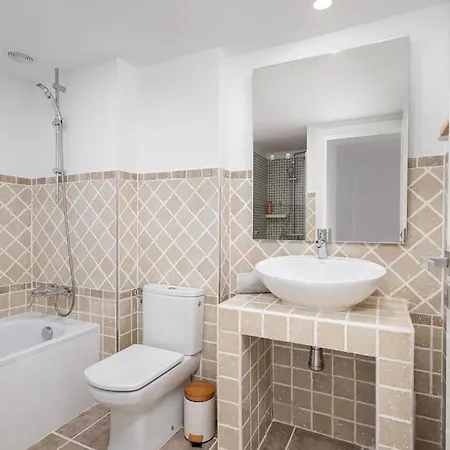 Beautiful 1 Bed Duplex Penthouse With Views Rdr327 * Estepona